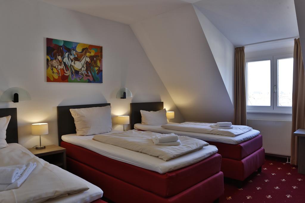 Hotel Maurer Karlsruhe Luaran gambar