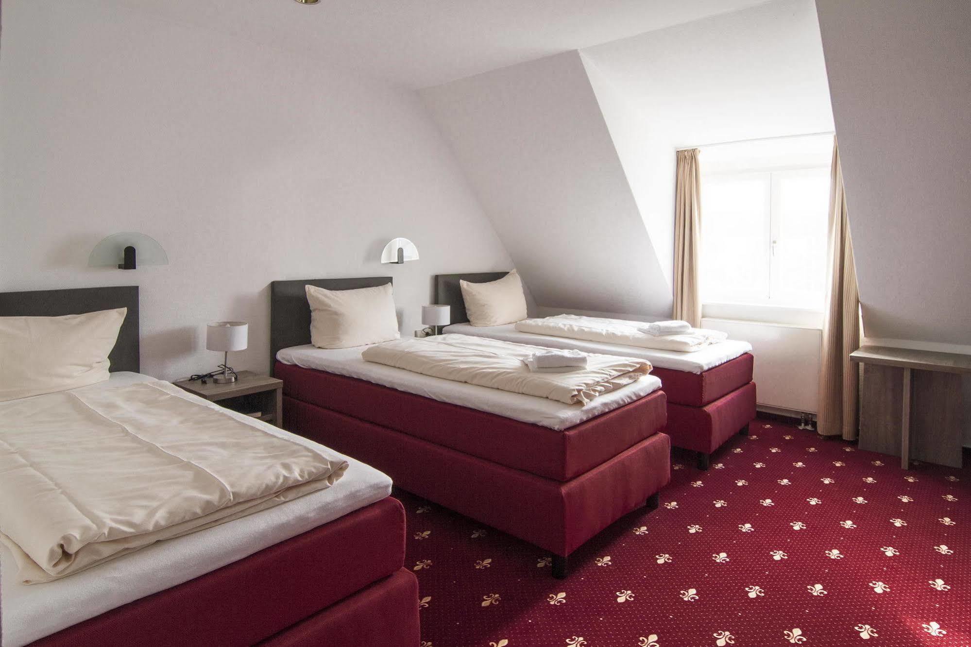 Hotel Maurer Karlsruhe Luaran gambar