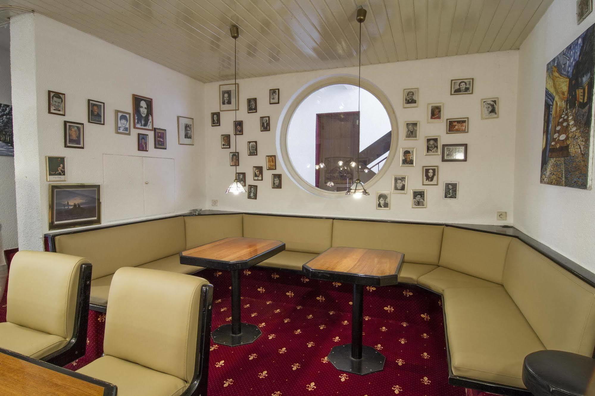 Hotel Maurer Karlsruhe Luaran gambar